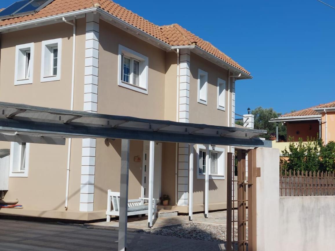 Villa Morris Nidhrion Exteriör bild