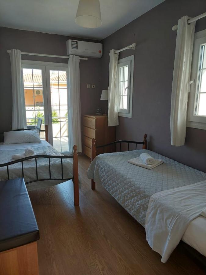 Villa Morris Nidhrion Exteriör bild