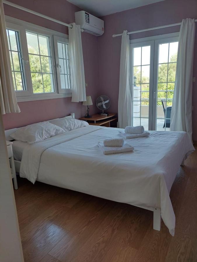 Villa Morris Nidhrion Exteriör bild